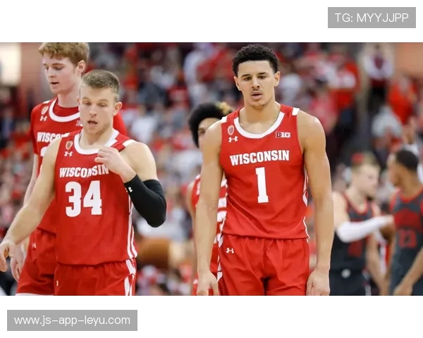 戴维斯单场爆发：逆转乾坤助球队险胜的英雄时刻